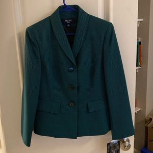 Jones Wear suit jacket NWT